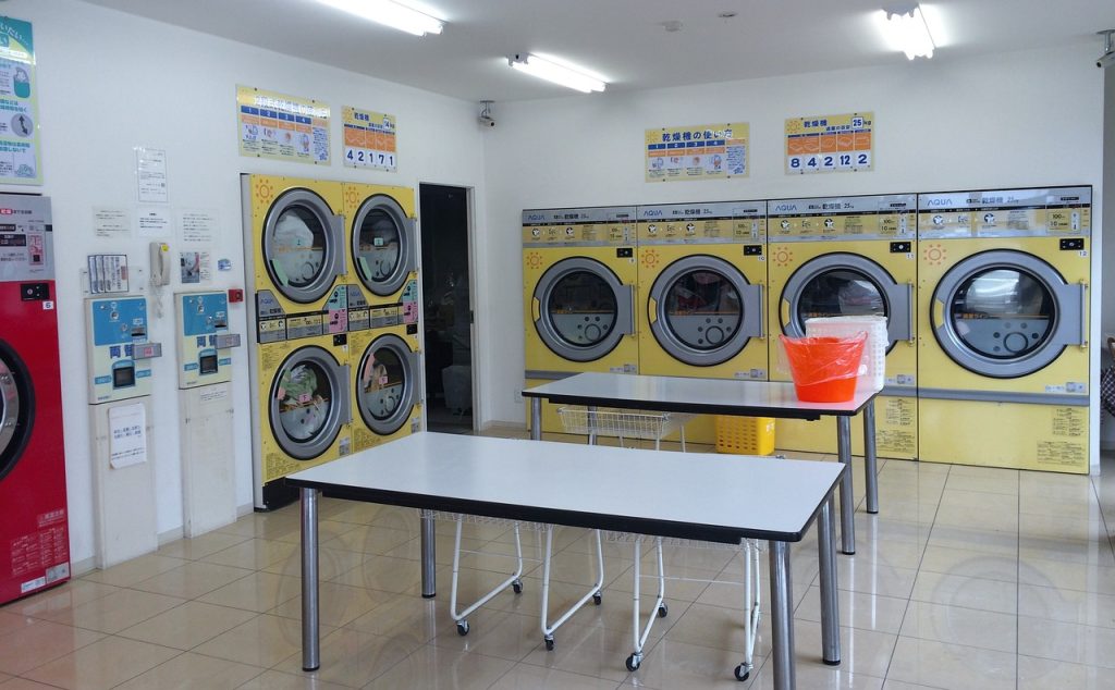 ruang usaha laundry
